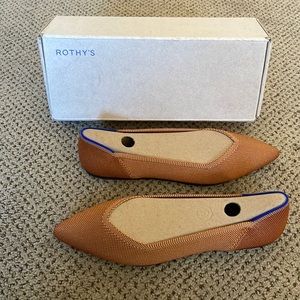 Rothy’s The Point shoes, Women’s Size 9 in color Fawn